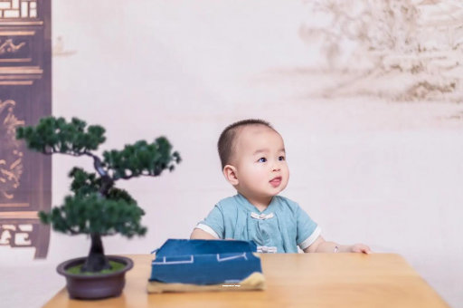 京山宝宝腿纹不对称怎么办 京山宝宝腿纹不对称怎么办